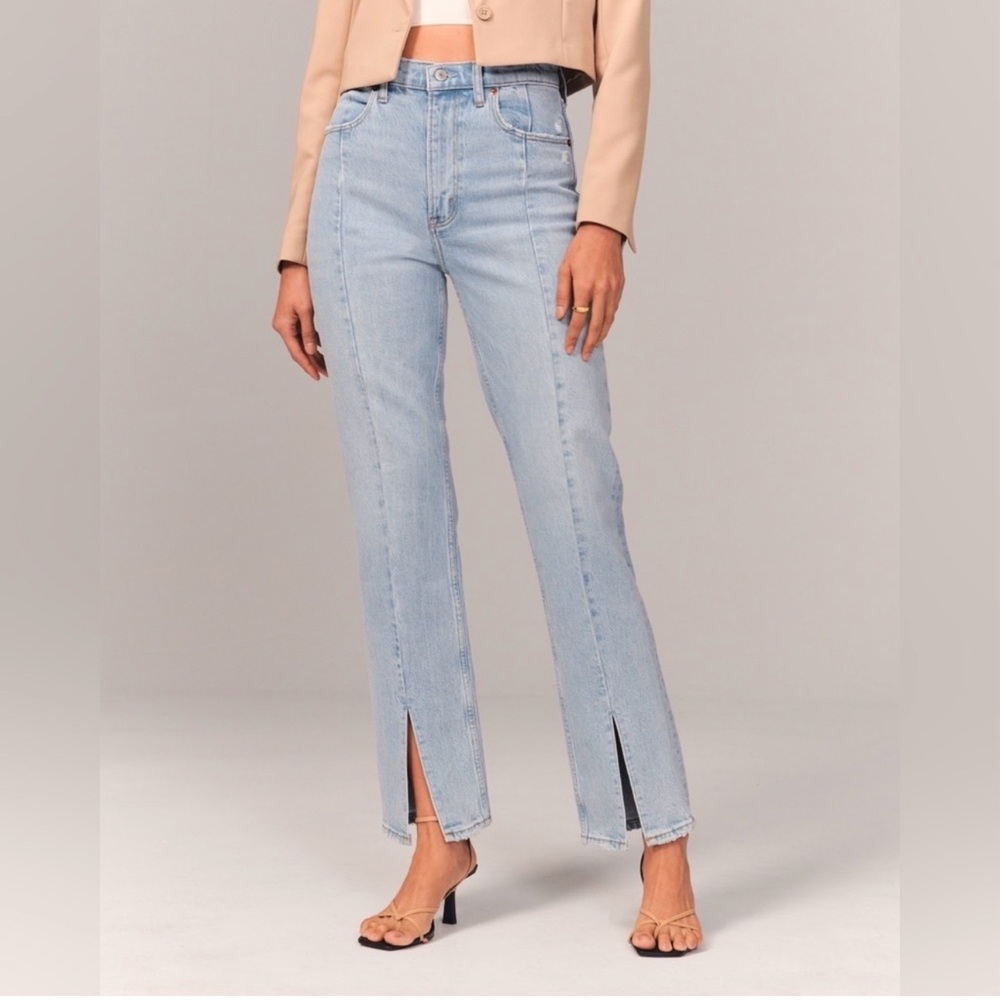 181-Abercrombie 90s Straight Jeans Ultra High Rise Split Distressed Hem
